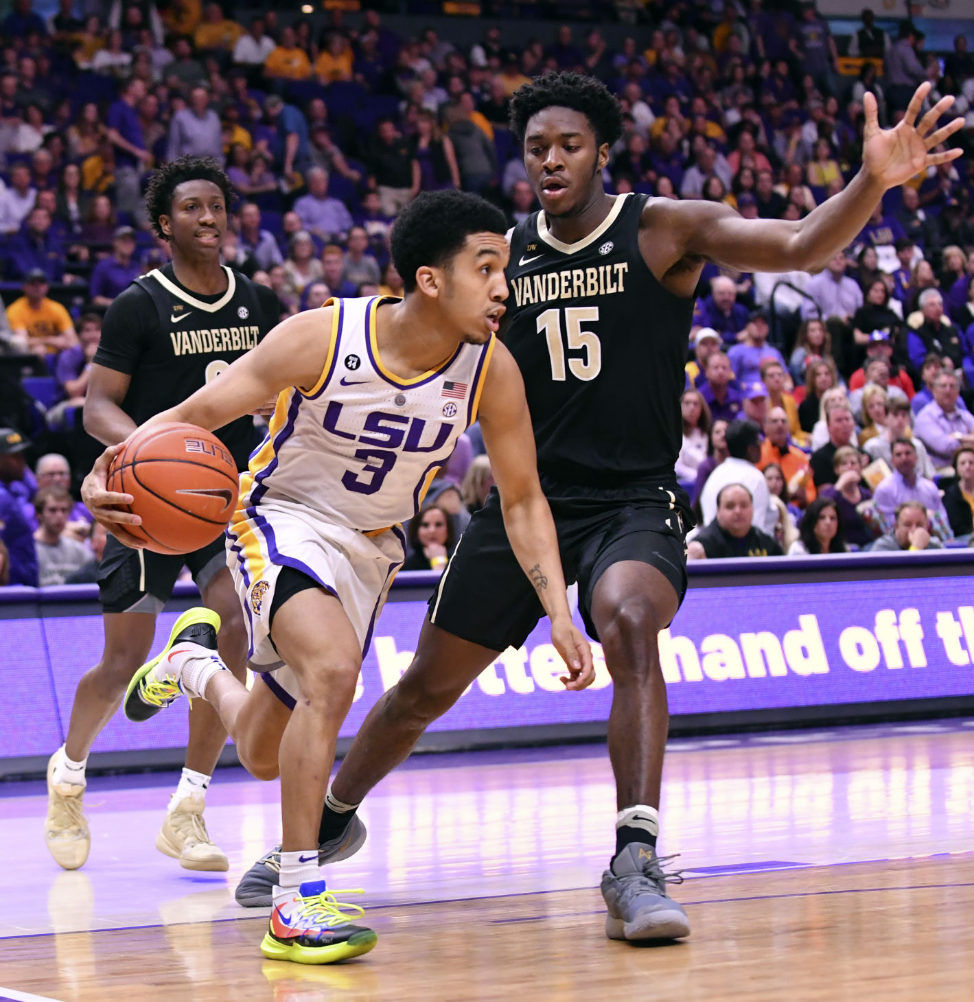 lsuvanderbiltbasketball.031019 HS 341.JPG